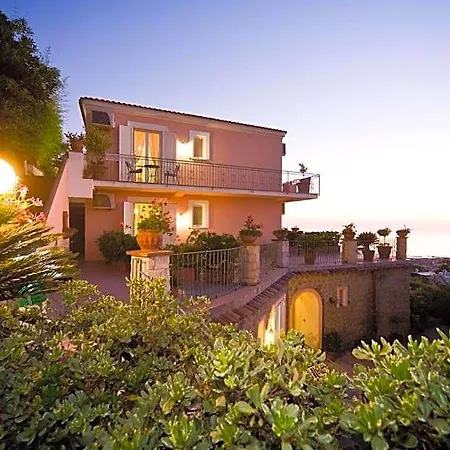 Poggio Del Sole 3*