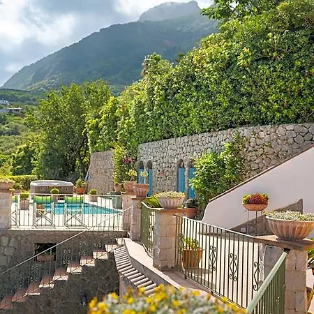Poggio Del Sole Hotel 3*